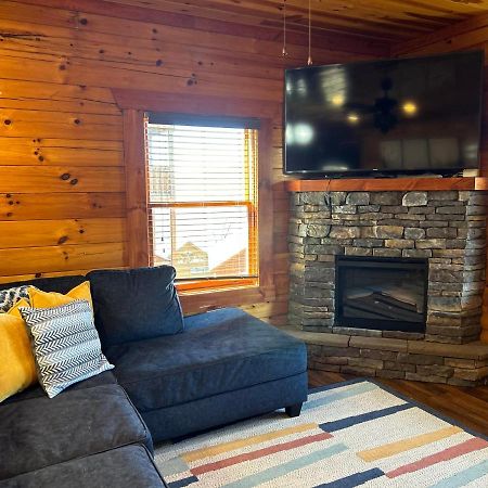 Heated Pool Hot Tub Game Room Mountain Views Sevierville Exterior photo
