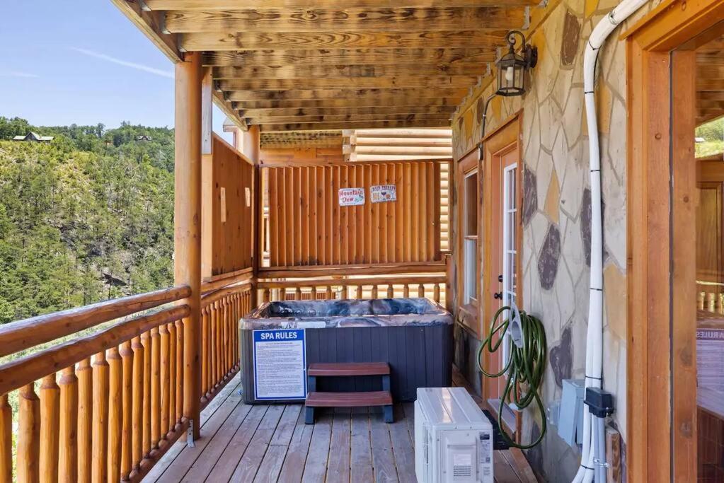 Heated Pool Hot Tub Game Room Mountain Views Sevierville Exterior photo