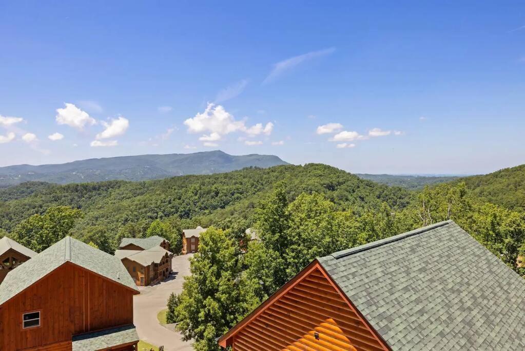 Heated Pool Hot Tub Game Room Mountain Views Sevierville Exterior photo