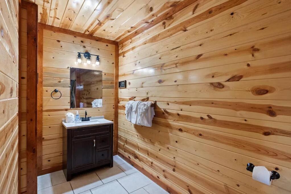 Heated Pool Hot Tub Game Room Mountain Views Sevierville Exterior photo